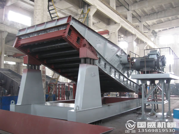 大型振動設(shè)備 大型振動設(shè)備